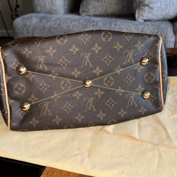 AUTHENTIC LOUIS VUITTON TIVOLI PM SIZE - Picture 3 of 13